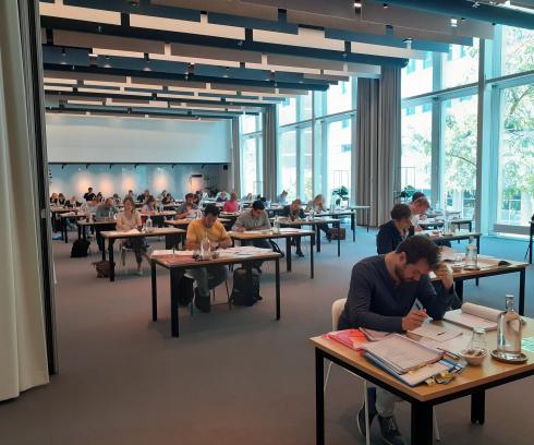 Goede resultaten hybride LSS examen na hybride opleiding